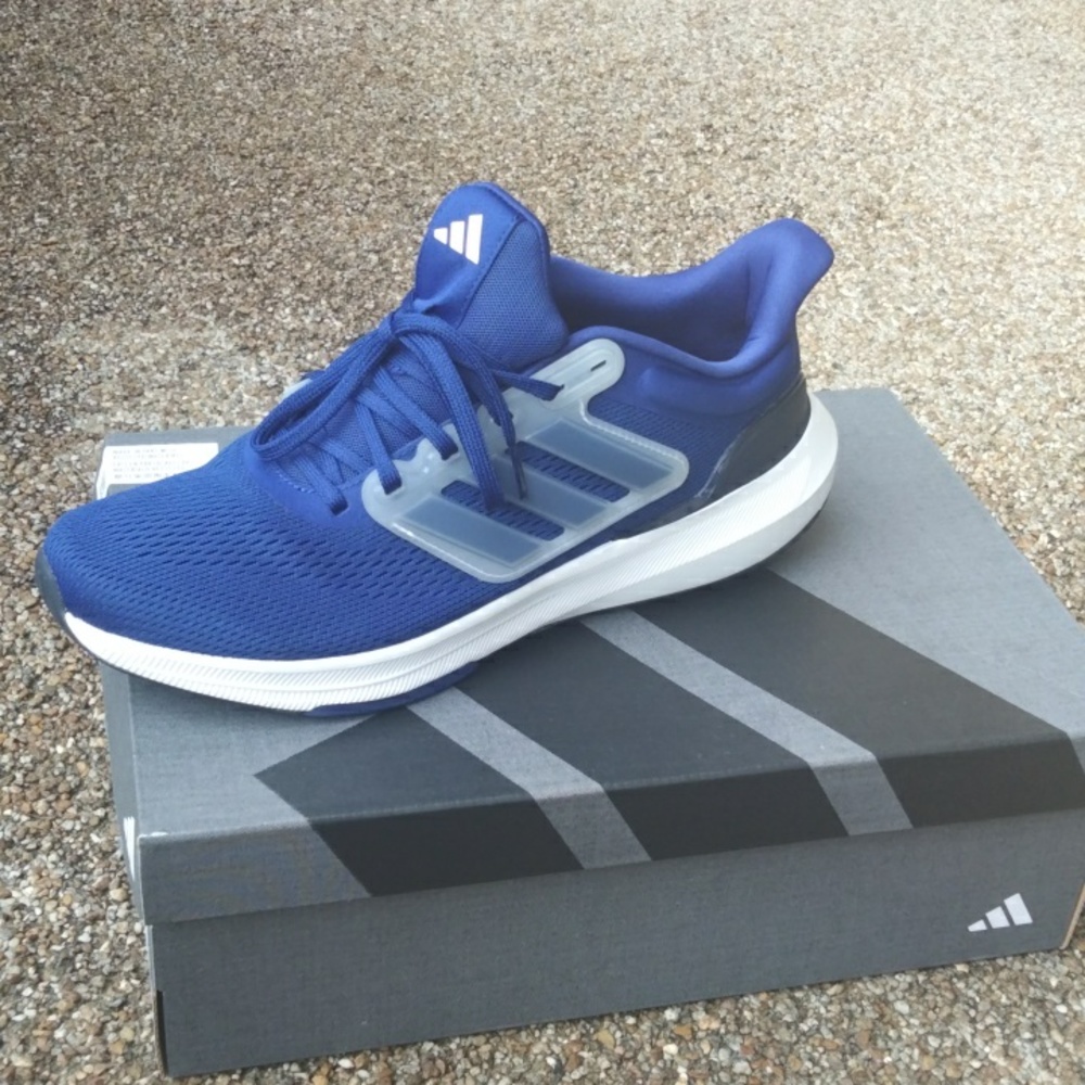 adidas ULTRABOUNCE running shoes